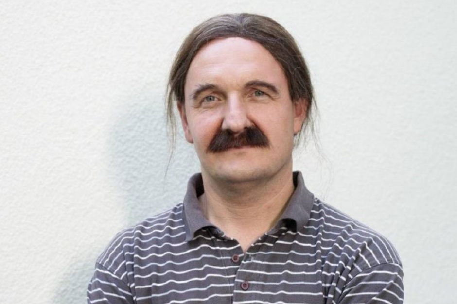 Maciej Stoiński w charakteryzacji, fot. za naszemiasto.pl Szef Piotra i Pawła zatrudni się we własnej firmie