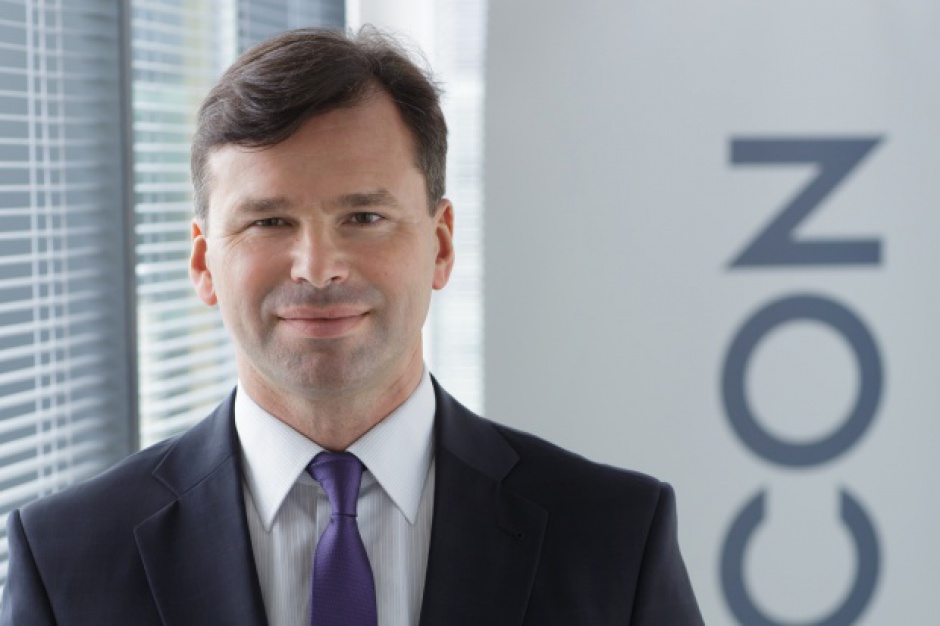Mariusz Białek, prezes Allcon Budownictwo Allcon na fali