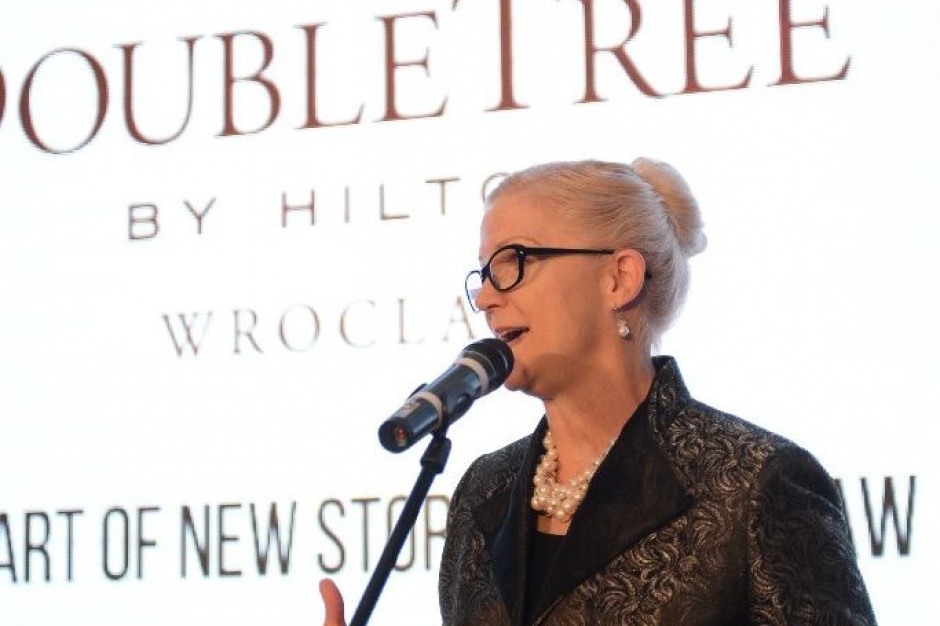 Dianna Vaughan, wiceprezes i globalny dyrektor DoubleTree by Hilton & Curio - A Collection by Hilton Pierwszy na Dolnym Śląsku DoubleTree by Hilton oficjalnie otwarty