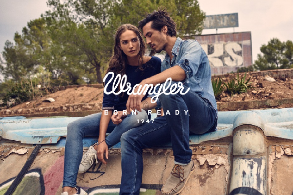 Lee Wrangler Kultowa amerykańska marka po raz pierwszy w outlecie