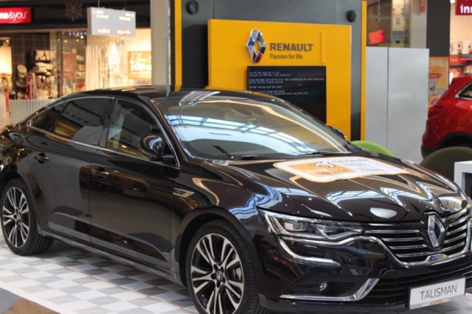 fot. Port Łodź Pojawia się i znika, czyli motoryzacyjny pop up w centrum