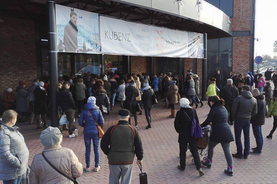 fot. Outlet Center "Czarny piątek" w Outlet Center