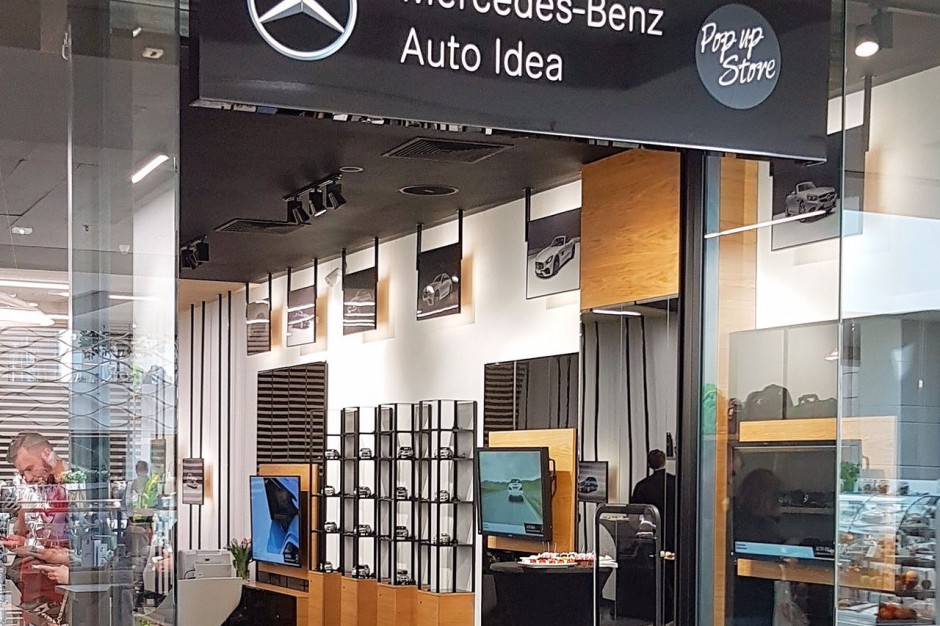 Mercedes-Benz Pop-up Store Mercedes-Benz z... galerii - ruszył pierwszy showroom marki w Polsce