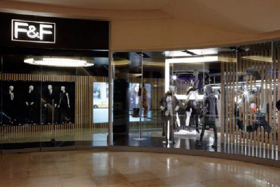 Należąca do Tesco sieć F&F Clothing otwiera pierwszy salon w Warszawie