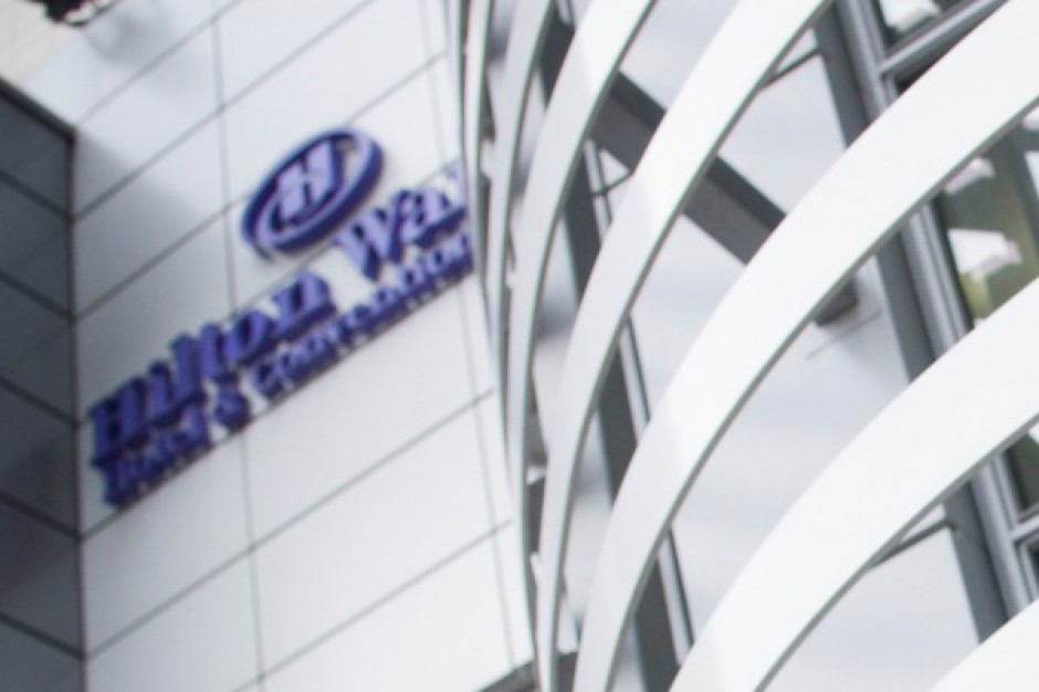 Hilton chce na Krupówki