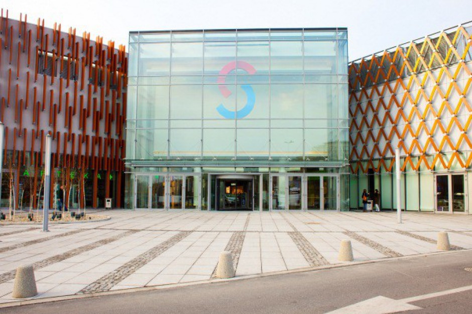 Miliardy złotych za centra handlowe