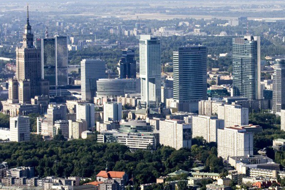 Warszawa coraz droższą lokalizacją biurową na świecie - raport