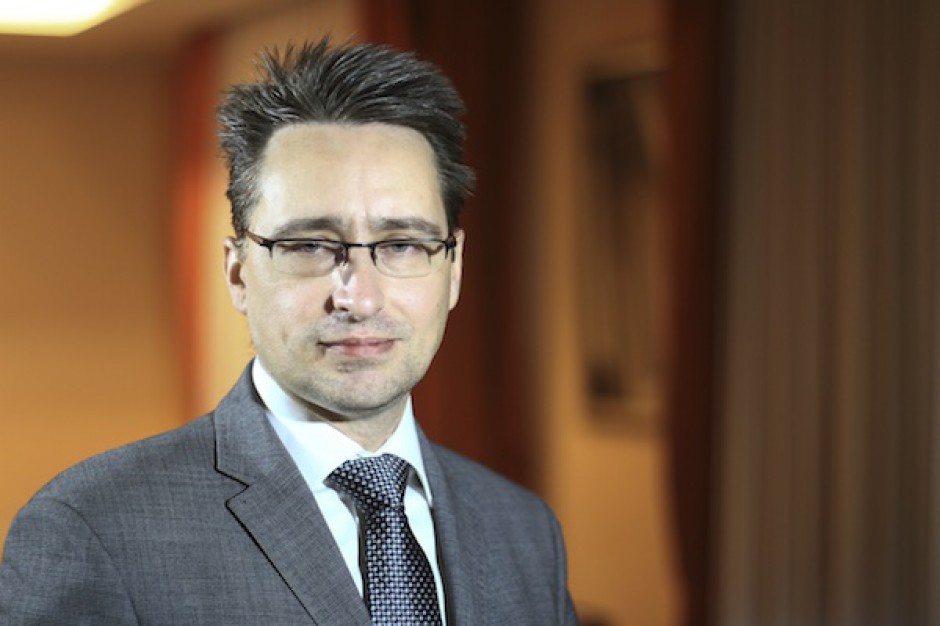 Andrzej Jarosz, Marketing & Communications Director, Mayland
