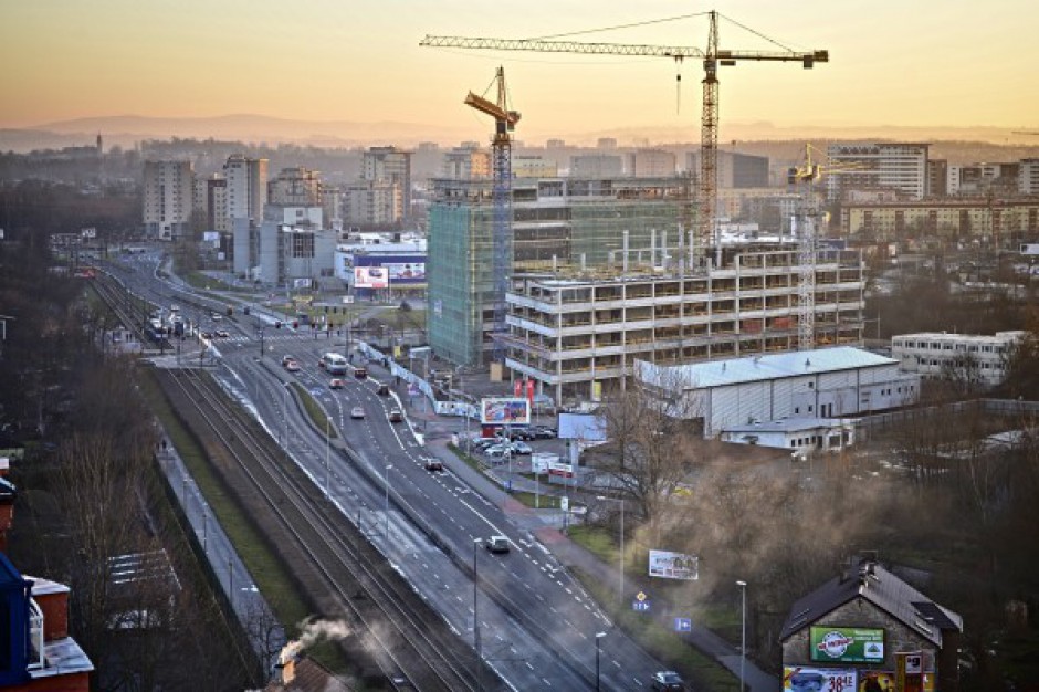 Kapelanka 42 w Krakowie pozyskała pierwszych najemców