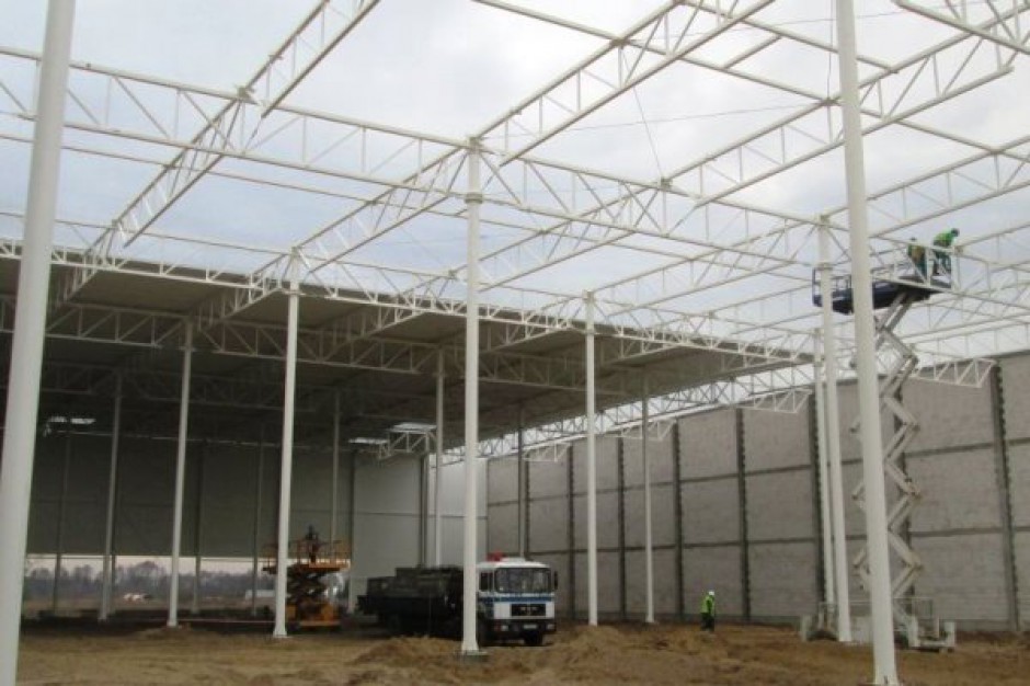 Hala B North-West Logistic Park wynajęta w 40. procentach