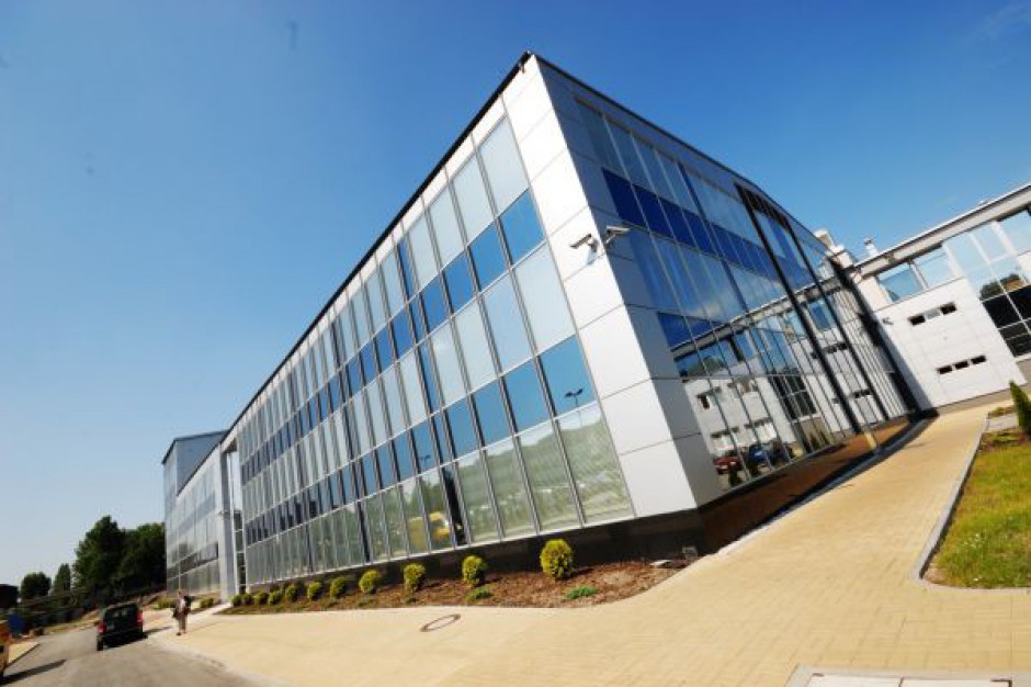 Park Naukowo-Technologiczny Euro-Centrum w Katowicach Park Naukowo-Technologiczny Euro-Centrum stawia na fotowoltaikę