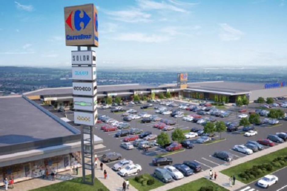 Carrefour rozpoczął handlową inwestycję w Sochaczewie - zdjęcia