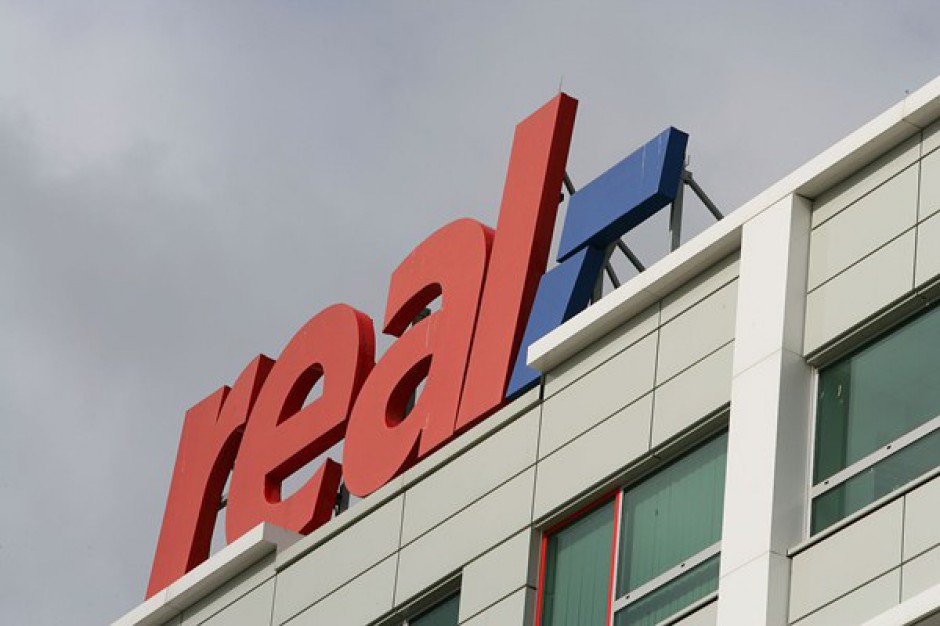 Auchan rusza z rebrandingiem hipermarketów Real