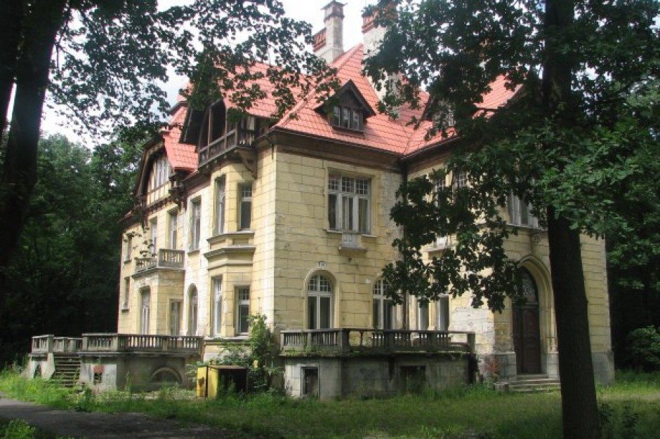 Zabytkowe wille Turczynek na sprzedaż