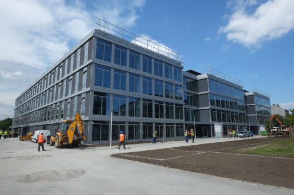 Zakończenie budowy drugiego etapu Enterprise Park coraz bliżej