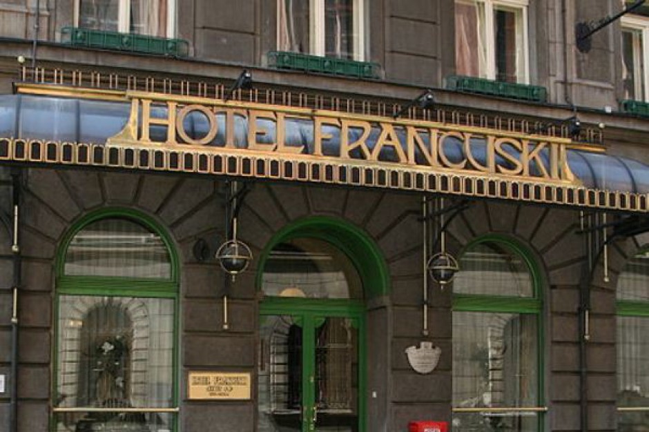 Ciąg dalszy afery wokół Hotelu Francuskiego
