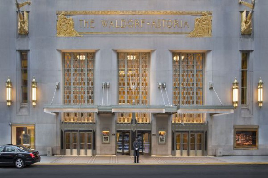 Chińczycy przejmują legendarny hotel