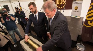 Centrum przeładunkowe UPS w Strykowie z kamieniem węgielnym