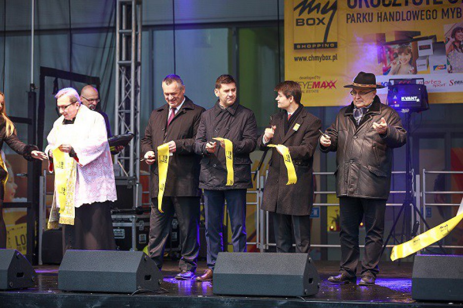 Uruchomiono park handlowy Mybox w Namysłowie
