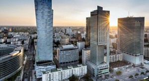 Warszawa spada w rankingu najdroższych lokalizacji biurowych świata