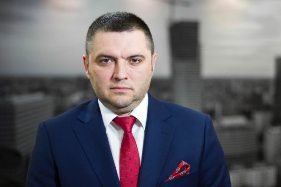 Jarosław Tutaj, dyrektor w Dziale Powierzchni Handlowych Savills Polski rynek czeka na nowe brandy, ale hamulcem jest siła nabywcza