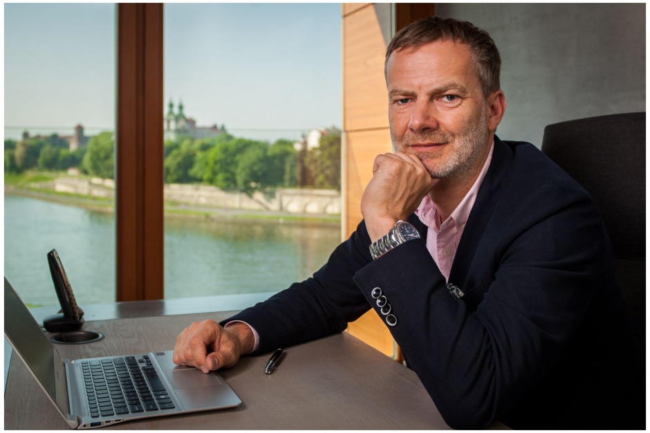 Tomasz Lubowiecki, prezes zarządu 7R Logistic