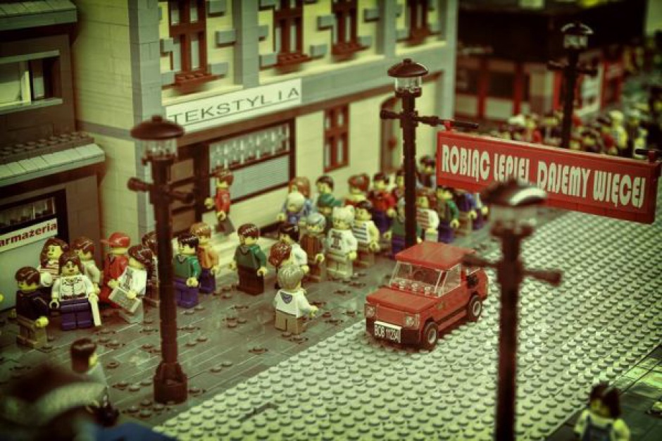Największa w Polsce wystawa LEGO startuje w Outlet Center