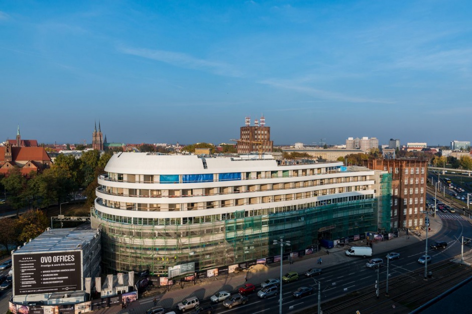 OVO Wrocław Hotel i biura w Ovo na ostatniej prostej