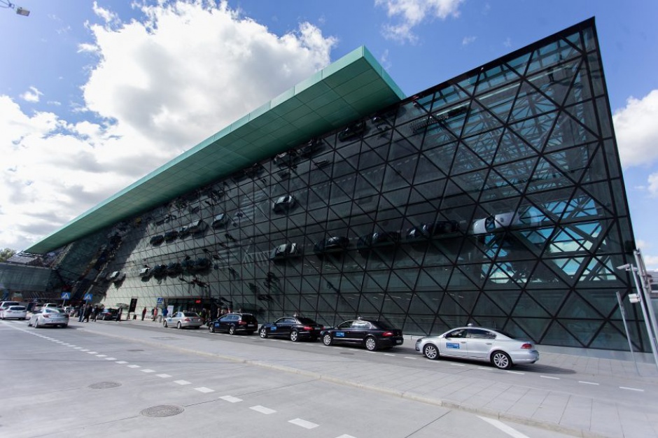 Kraków Airport Lotnisko w Krakowie po kolejnym etapie rozbudowy
