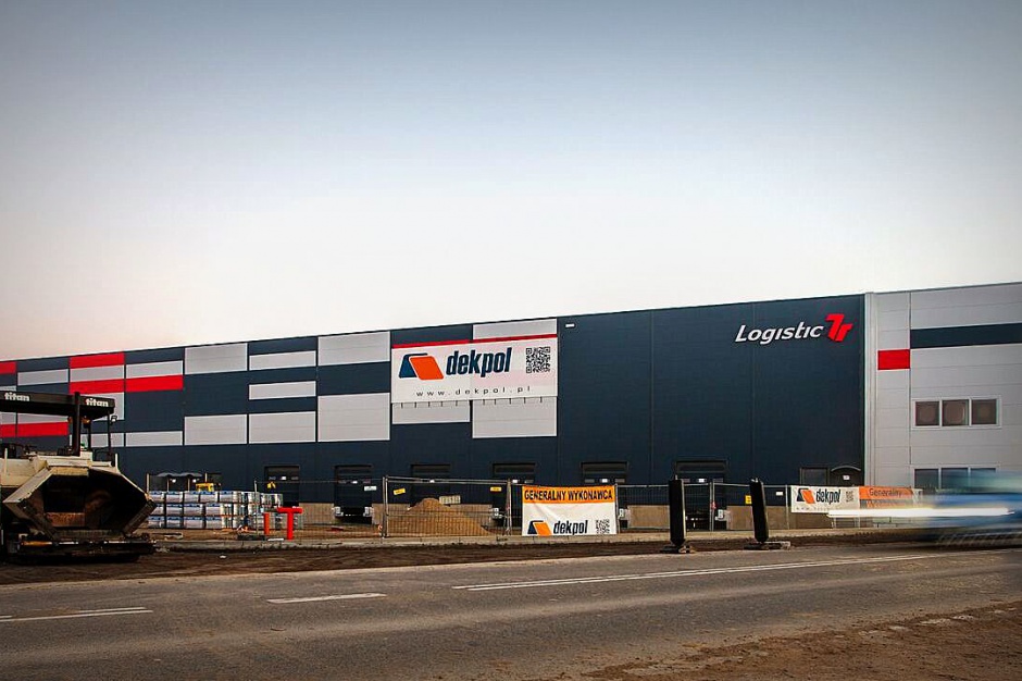 Finał krakowskiej inwestycji 7R Logistic