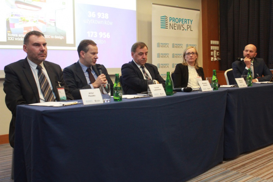 Uczestnicy sesji magazynowej Sesja magazyny na Property Forum Kraków 2016 na zdjęciach