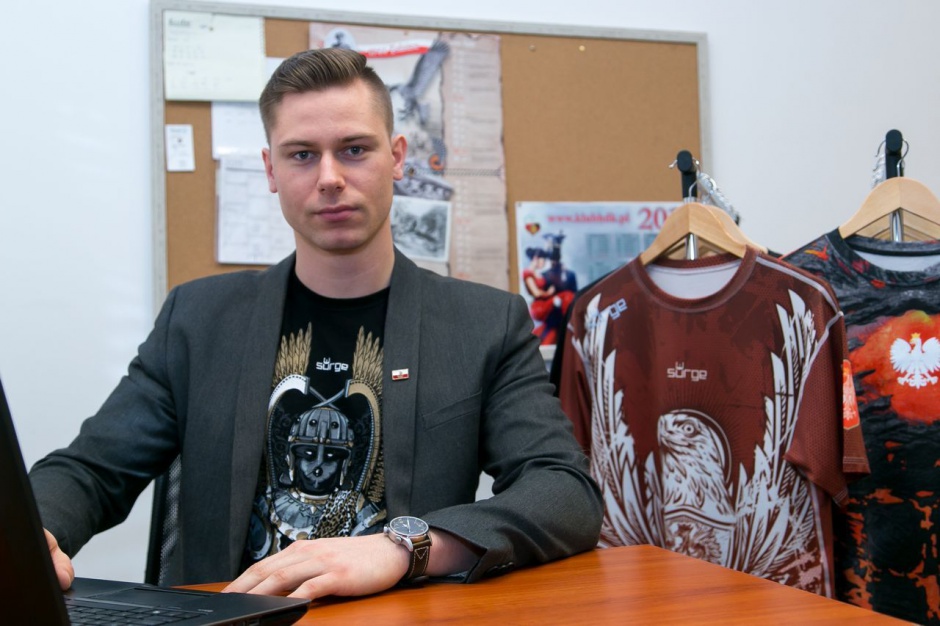 Wojciech Setny, prezes Surge Polonia Od startupu do salonu. We Wrocławiu rusza sklep z odzieżą patriotyczną