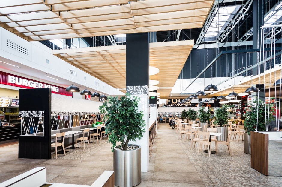 Galeria Jurajska Galeria Jurajska z designerską strefą restauracyjną