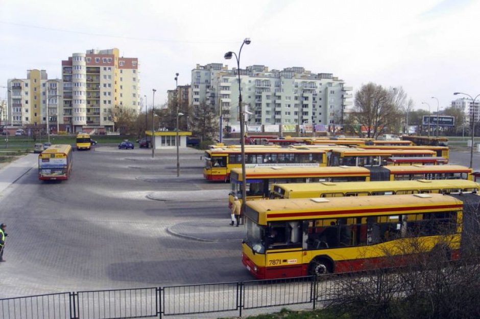 Pętla autobusowa przy metrze Wilanowska, fot. pl.wikipedia.org Biurowce utworzą "bramę" Mokotowa