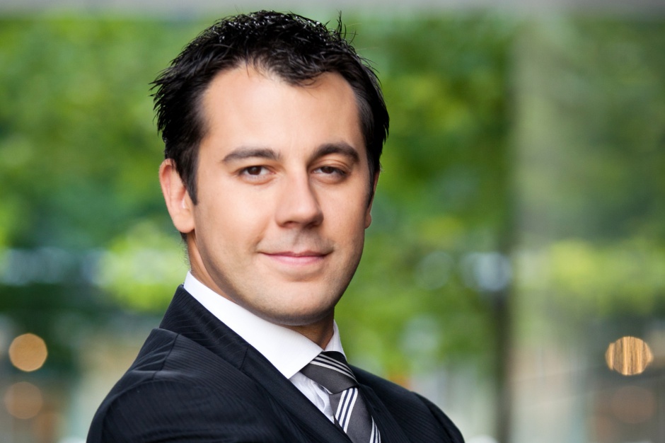 Wojciech Dachniewski, starszy negocjator w Dziale Powierzchni Przemysłowych i Logistycznych w firmie Cushman & Wakefield Robi się gorąco