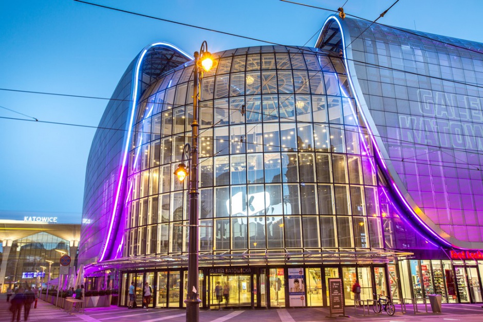 Galeria Katowicka Każdy ma asa w rękawie