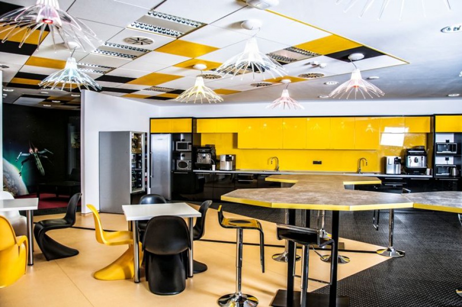 biuro StepStone Services Gwiezdne Wojny w biurowcu