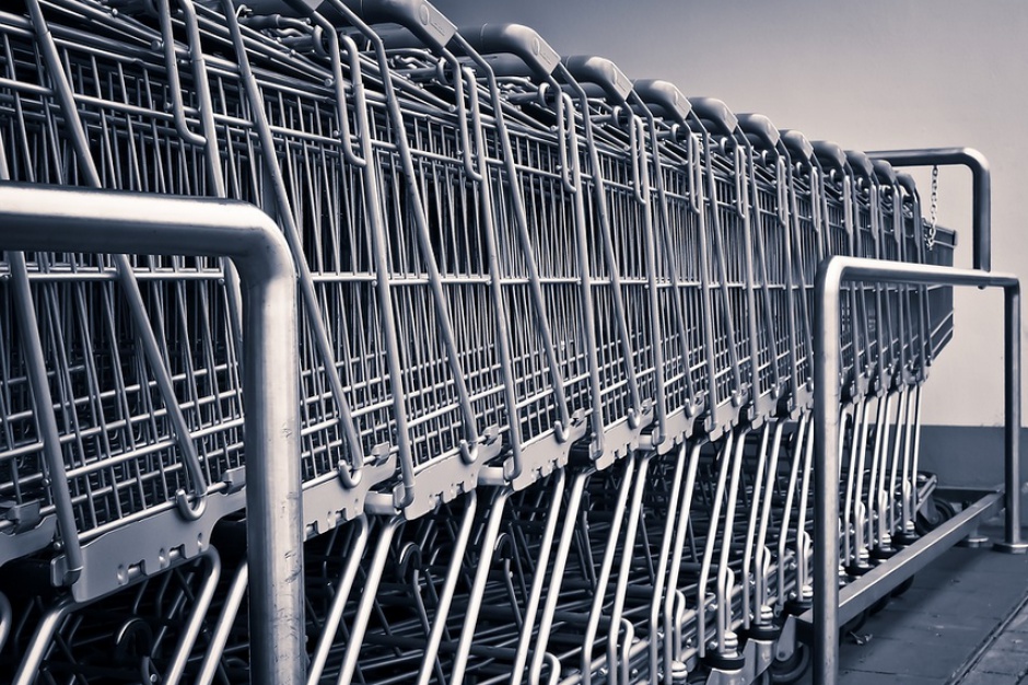 fot. michalegaida/pixabay Hiper- i supermarkety w odwrocie