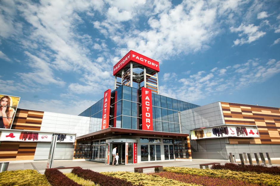 Factory Wrocław Podobne, ale inne. Jak zarządzać outletami?