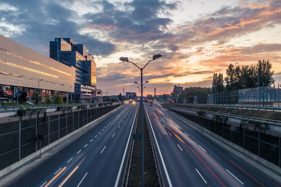 autostrada, fot. Pixabay Od Niemiec do granicy z Ukrainą - mamy w Polsce pierwszą całą autostradę