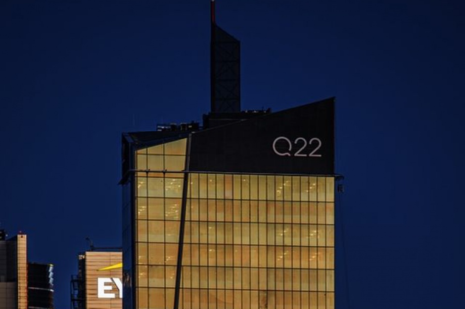 Q22