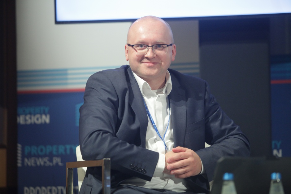 Grzegorz Nowaczewski Aplikacje w służbie... niższego zużycia energii