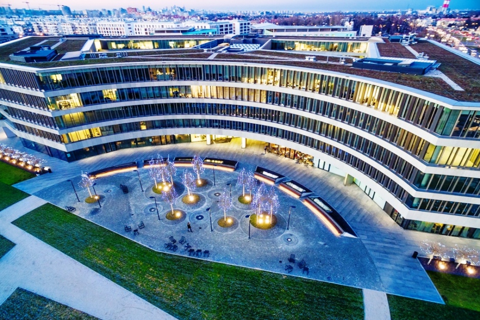 Royal Wilanów Trochę swingu, trochę mody. Nowa marka w Royal Wilanów