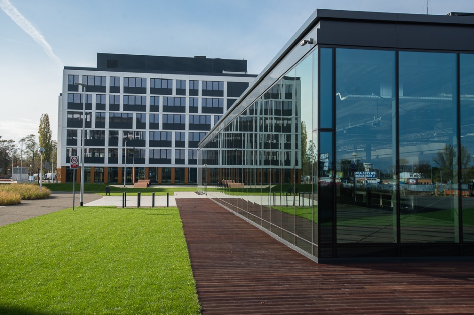 Business Garden Wrocław Biurowce w ogrodzie otwierają się na najemców