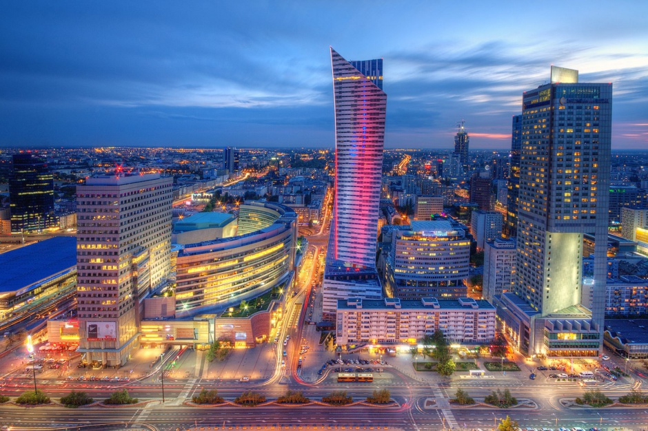 Warszawa fot. Walter Herz Sektor państwowy coraz chętniej wynajmuje biura komercyjne
