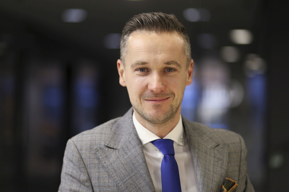 Emil Domeracki, Associate Director w Dziale Doradztwa Inwestycyjnego Colliers International Dyrektorski awans w Colliersie