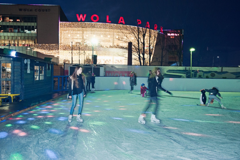 Wola Park Lodowisko przy Wola Parku