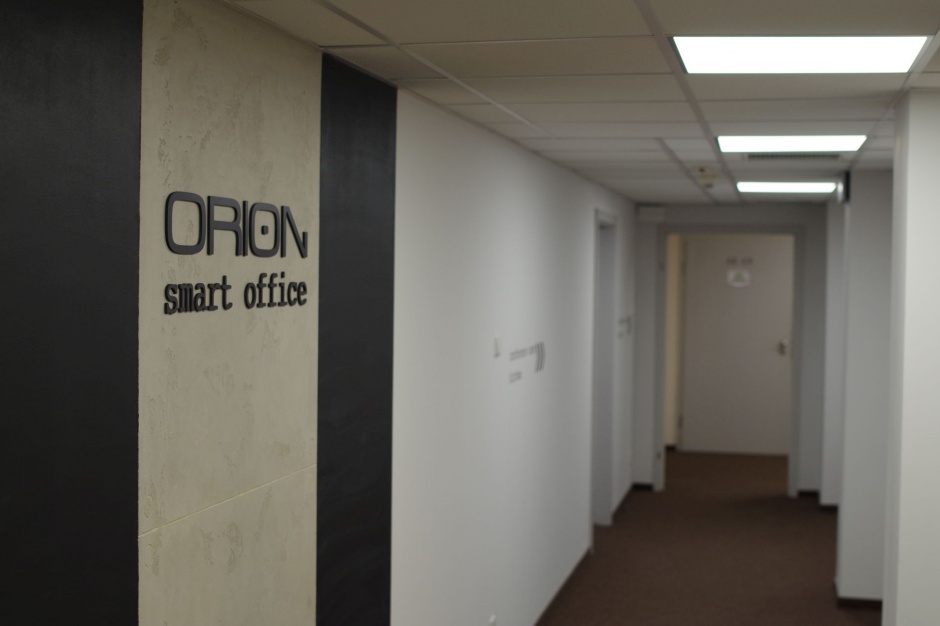 Orion Smart Office Małe biuro w wielkim biurowcu