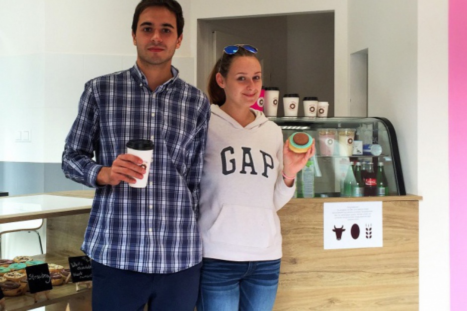 Damian Czopek i Julka Krzanowska, właściciele sieci House of Donuts House of Donuts rośnie w siłę