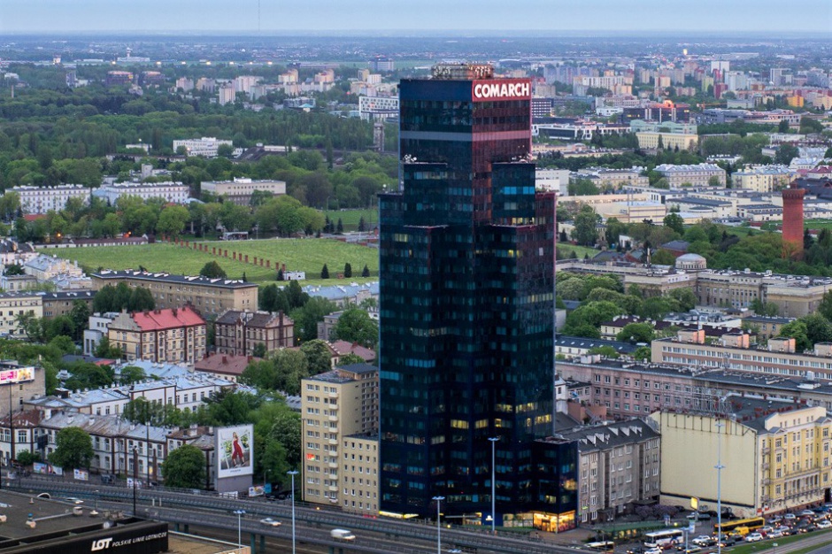 Central Tower Znany wieżowiec wciąż przyciąga najemców